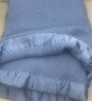 Vintage Waffle Weave Blanket Blue Nylon Satin Trim Thermal 88x67 Twin Usa